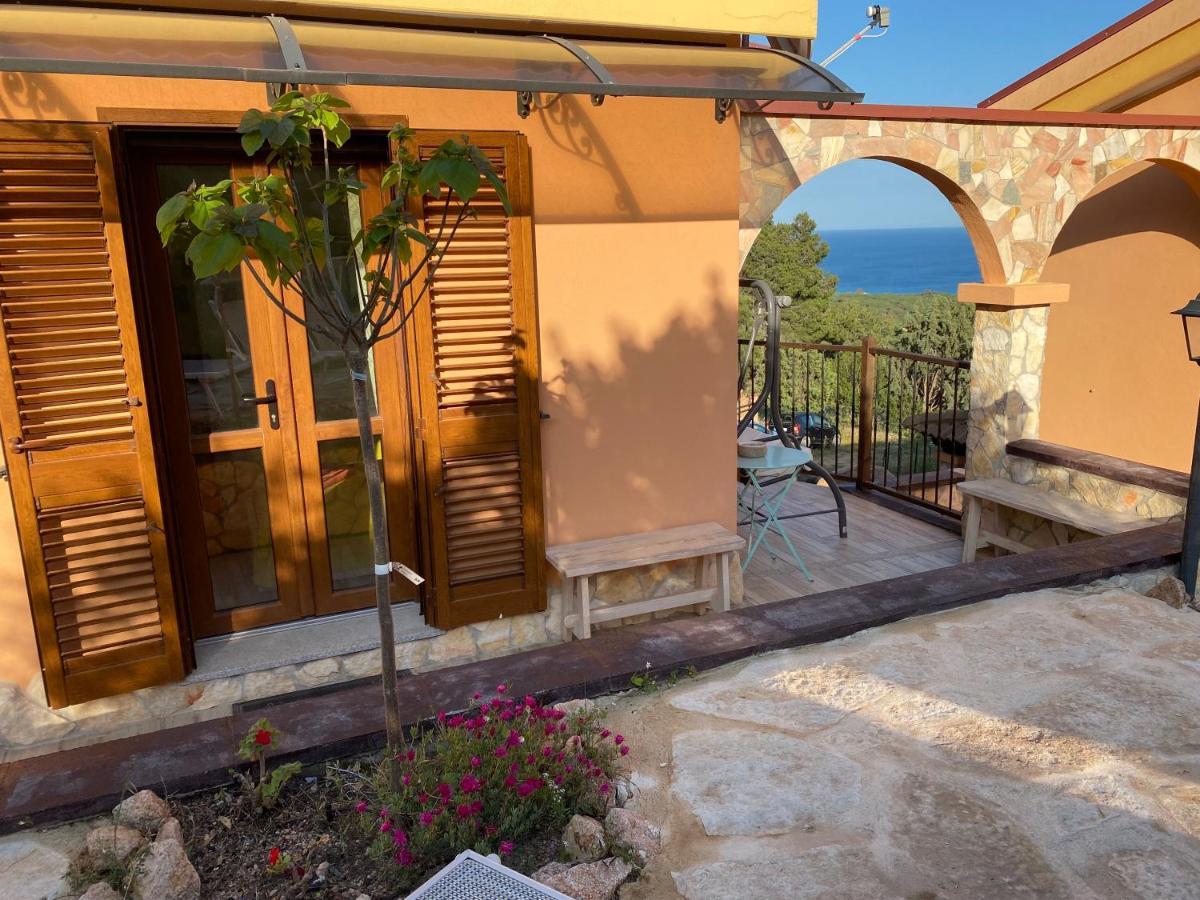 Residenza I Ginepri Vila Domus De Maria Exterior foto